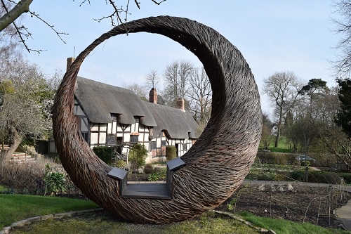 Trailing ghosts of Shakespeare in Stratford upon Avon